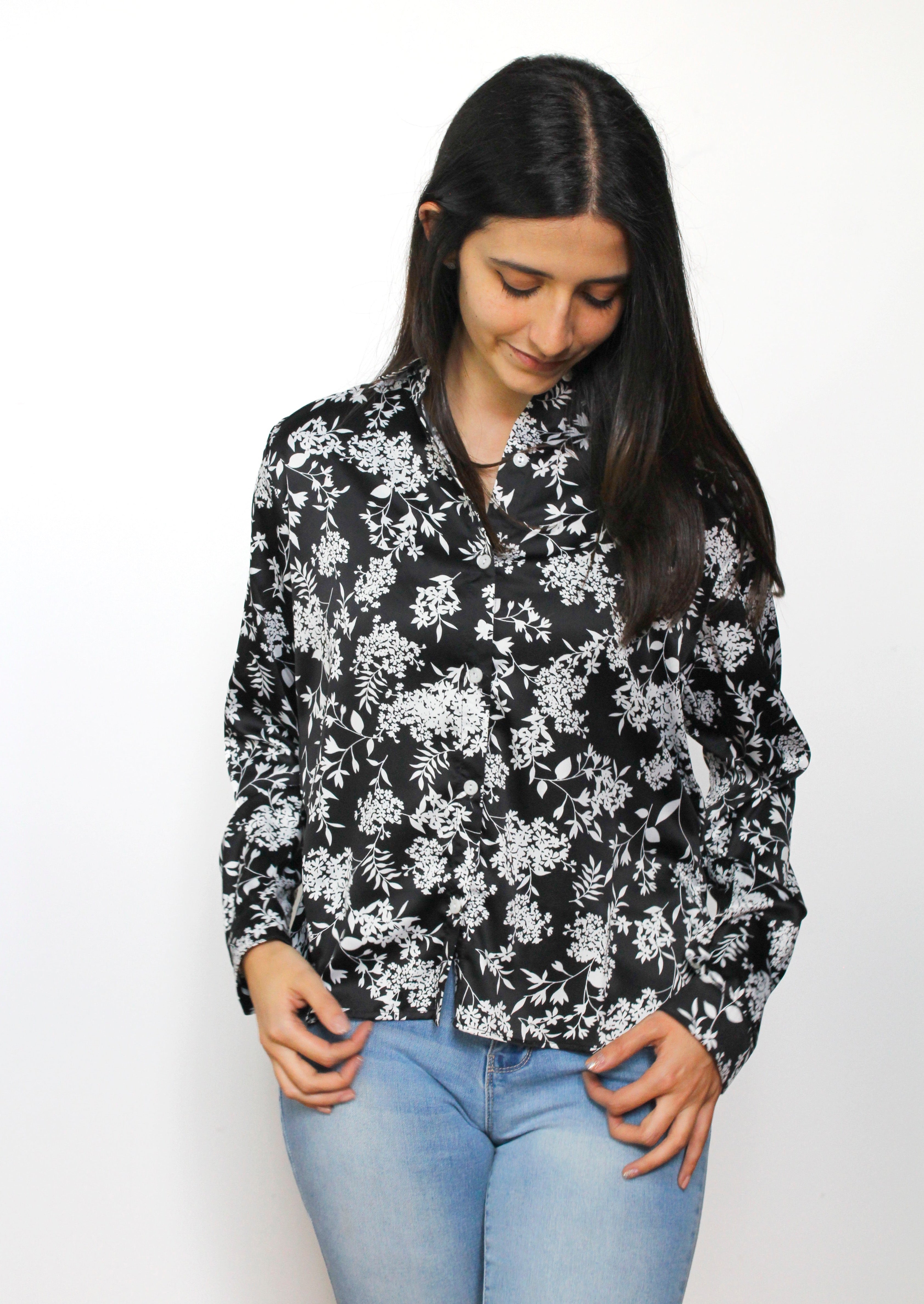 Blusa Negra Manga Larga 10050 Mujer